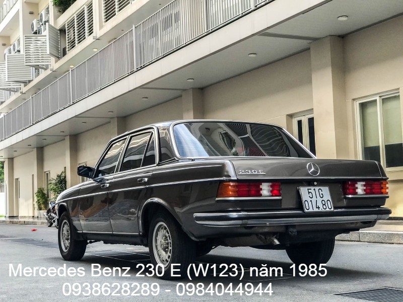 Cho thuê xe cổ Mercedes W123 1984 ở TPHCM
